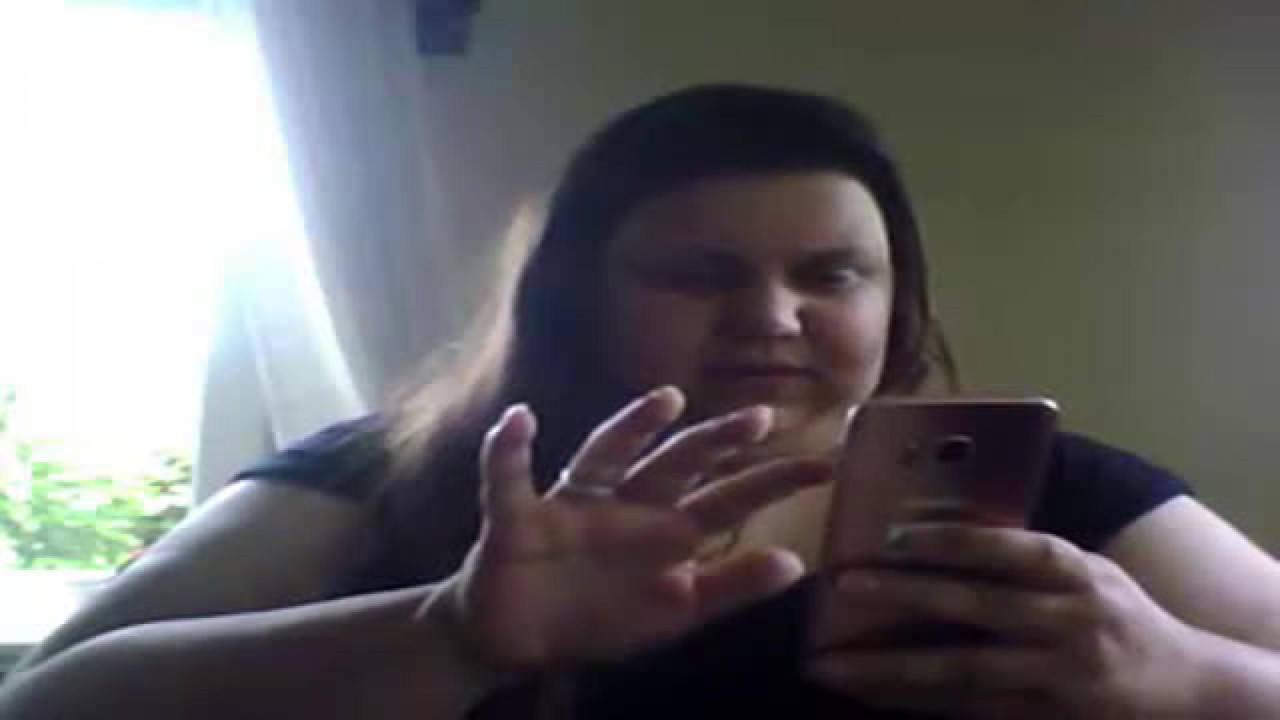 molly_hot