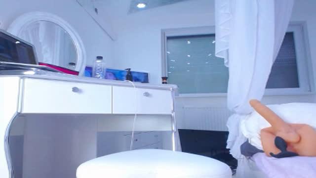 Alesssandra69 [2017-02-18 15:10:27]