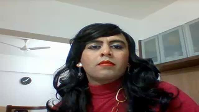 maxi_sissy